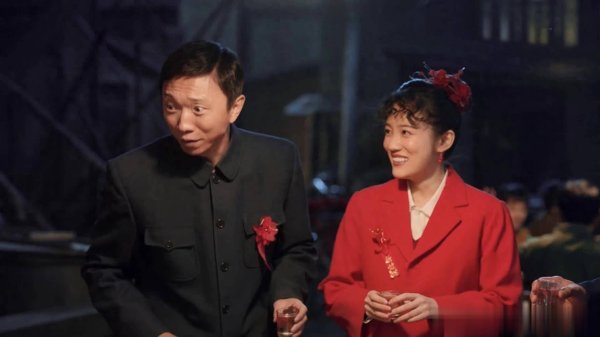 山东股票配资网 宋家腾：凭三点成年代剧草根王者，站稳脚跟！